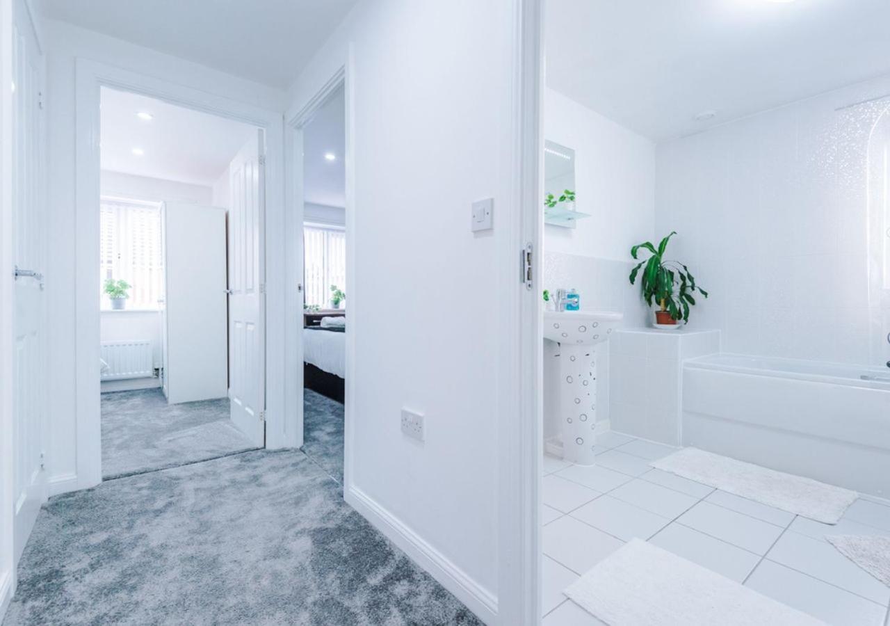 Luxury 3 Bedroom House Close To Manchester Center Extérieur photo